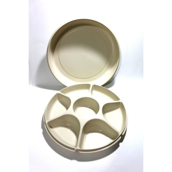 Tupperware Dip Serve Divided Sectioned Chip Veggie Tray With Lid Vintage 1666-1 - Picture 1 of 9